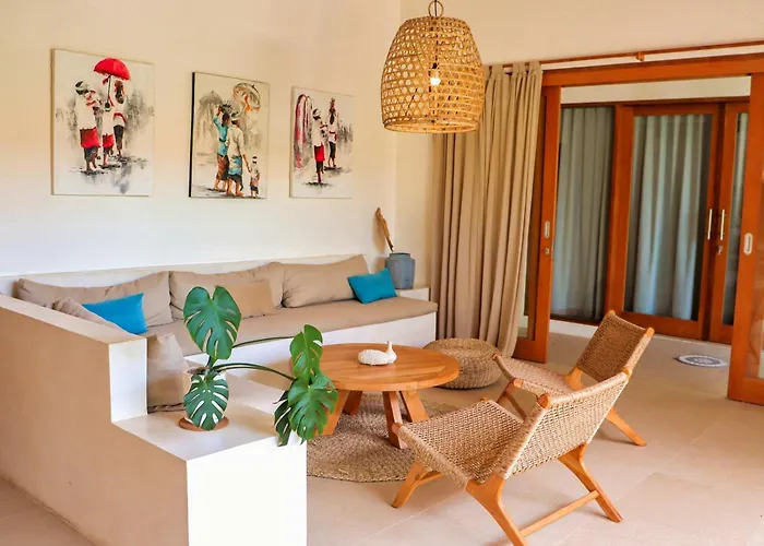 Ferienhaus Seseh Beach-twin Celestine Ensuite Bedroom 3 In Shared Villa-650m To