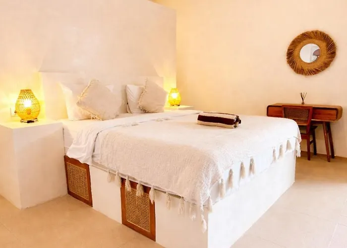 Ferienhaus Seseh Beach-twin Celestine Ensuite Bedroom 3 In Shared Villa-650m To